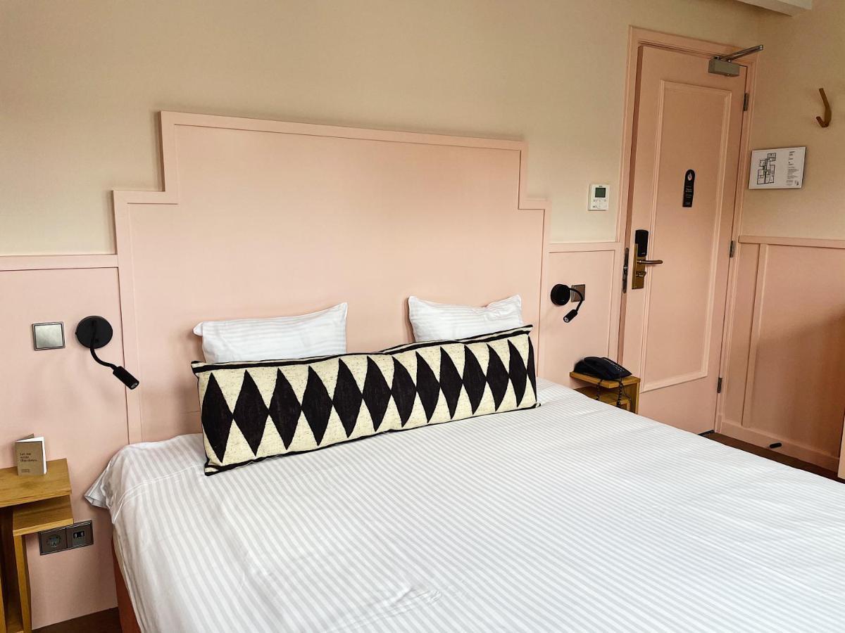 The Times Hotel Amsterdam Exterior photo